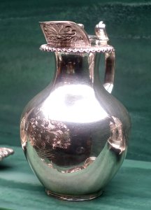 Coffee pot, Paul Storr, London, 1812-1813, silver - Fowler Museum - University of California, Los Angeles - DSC02549