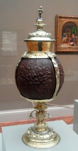 Coconut Cup with Scenes from the Life of David, 1577-1578, England or Netherlands, silver gilt and coconut or carob shell - Art Institute of Chicago - DSC09697