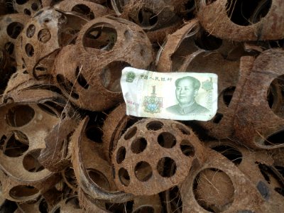 Coconut button factory in Dongjiao - 04