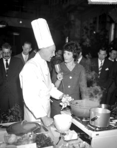 Cocktailparty en diner voor het Bedrijfsschap van het Slagersbedrijf in Krasnapo, Bestanddeelnr 911-0988
