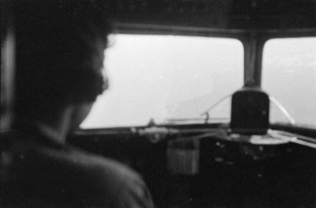 Cockpit van een vliegtuig, Bestanddeelnr 228-6-9