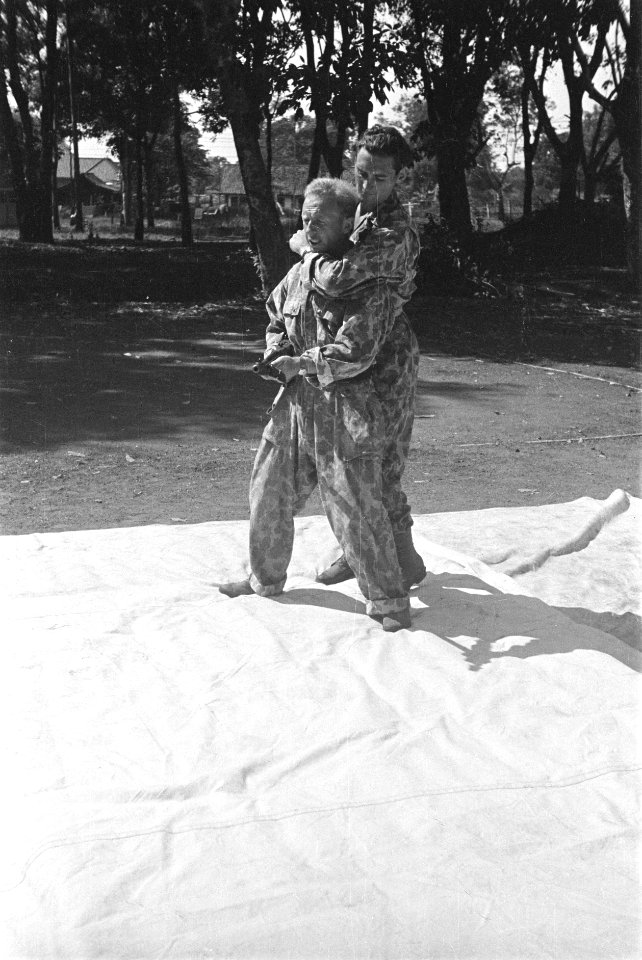 Collectie Fotocollectie Dienst voor Legercontacten Indonesië, fotonummer 242-5-1, Bestanddeelnr 242-5-1