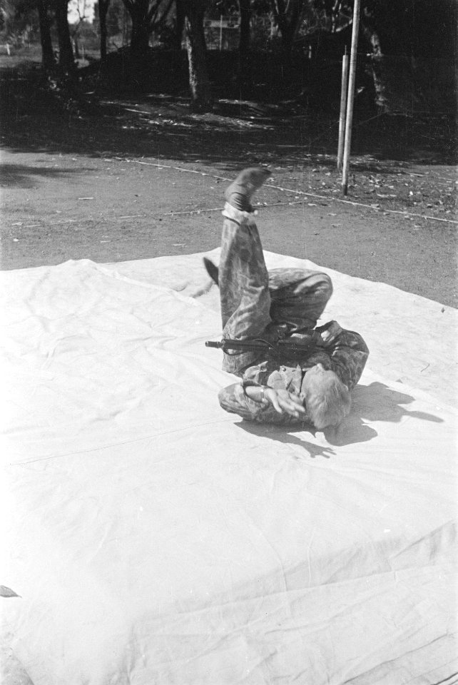 Collectie Fotocollectie Dienst voor Legercontacten Indonesië, fotonummer 242-3-2, Bestanddeelnr 242-3-2