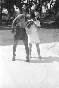 Collectie Fotocollectie Dienst voor Legercontacten Indonesië, fotonummer 241-6-3, Bestanddeelnr 241-6-3