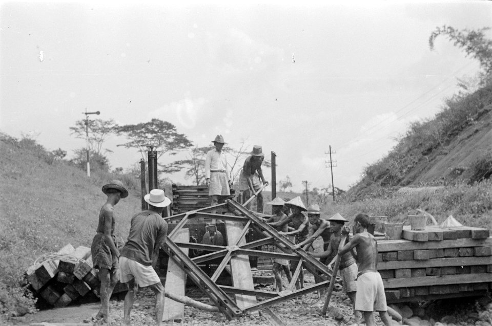 Collectie Fotocollectie Dienst voor Legercontacten Indonesië, fotonummer 479-2-1, Bestanddeelnr 479-2-1