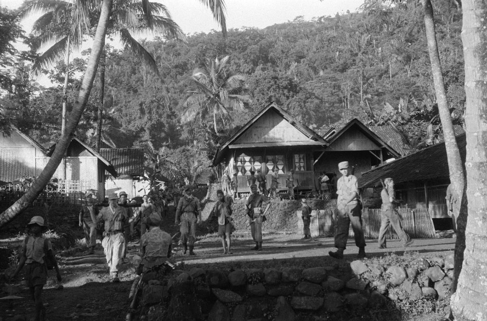 Collectie Fotocollectie Dienst voor Legercontacten Indonesië, fotonummer 1605-4-, Bestanddeelnr 1605-4-4