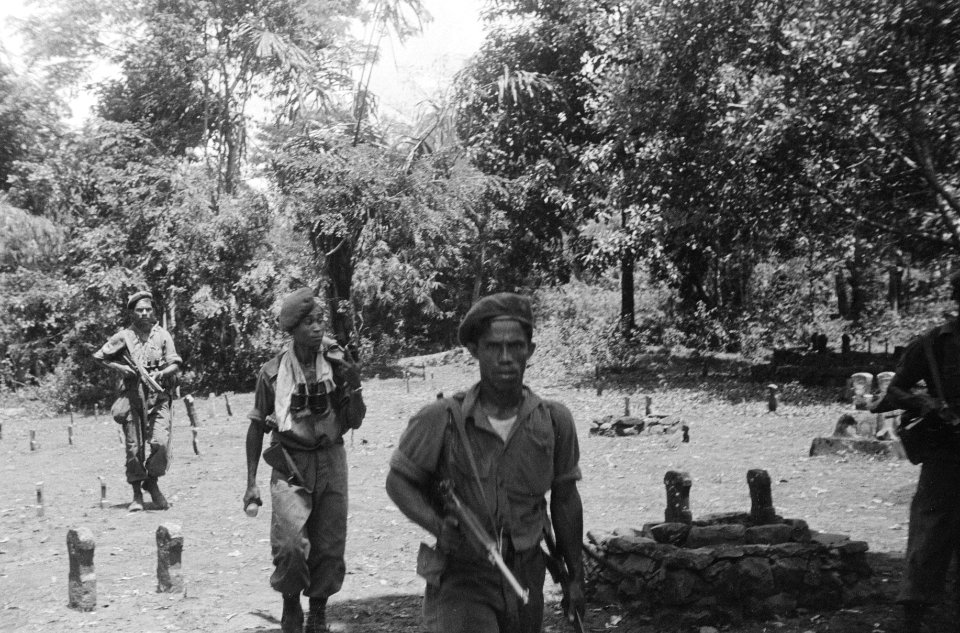 Collectie Fotocollectie Dienst voor Legercontacten Indonesië, fotonummer 1605-5-, Bestanddeelnr 1605-5-3