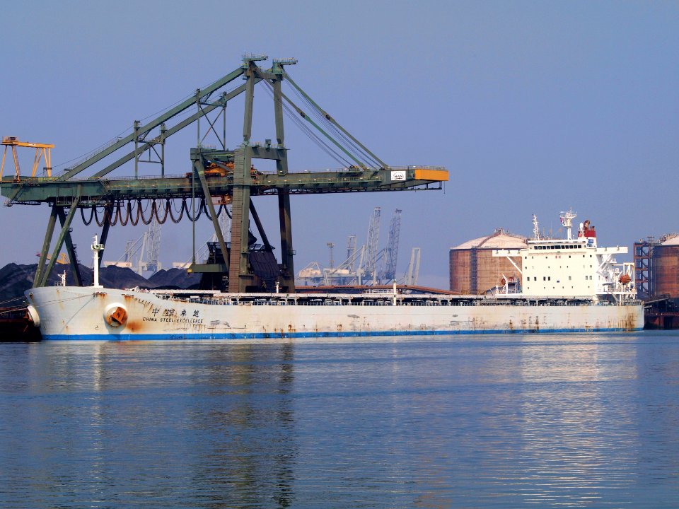 China Steel Excellence IMO 9220201 p1 at Port of Rotterdam 05April2009