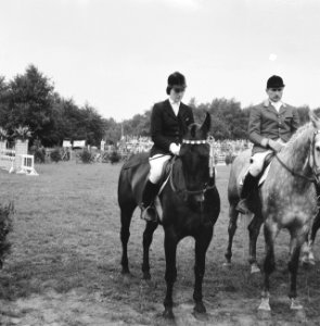 CHIO te Rotterdam, mejuffrouw A Clement (Duitsland) winnares, Bestanddeelnr 911-5328