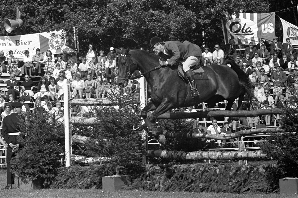 CHIO te Rotterdam, Herman Schridde op Ilona (Duitsland), Bestanddeelnr 914-2467
