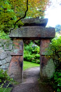 China gate - Biddulph Grange Garden - Staffordshire, England - DSC09406
