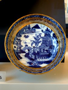 China export porcelain soucer