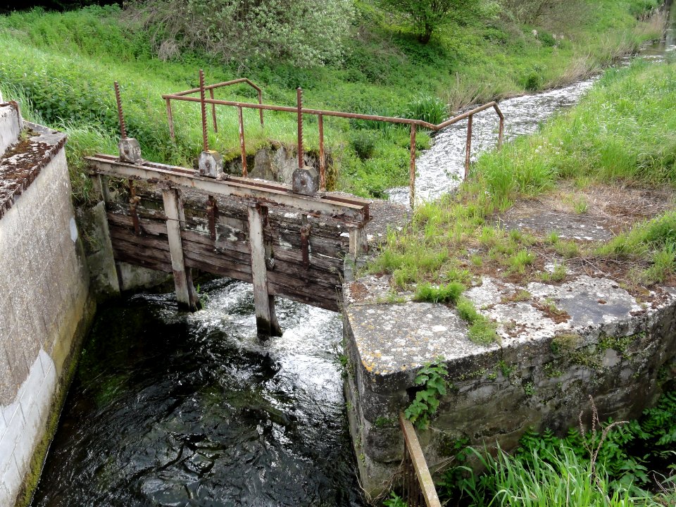 Chivy-lès-Étouvelles (Aisne) écluse du moulin