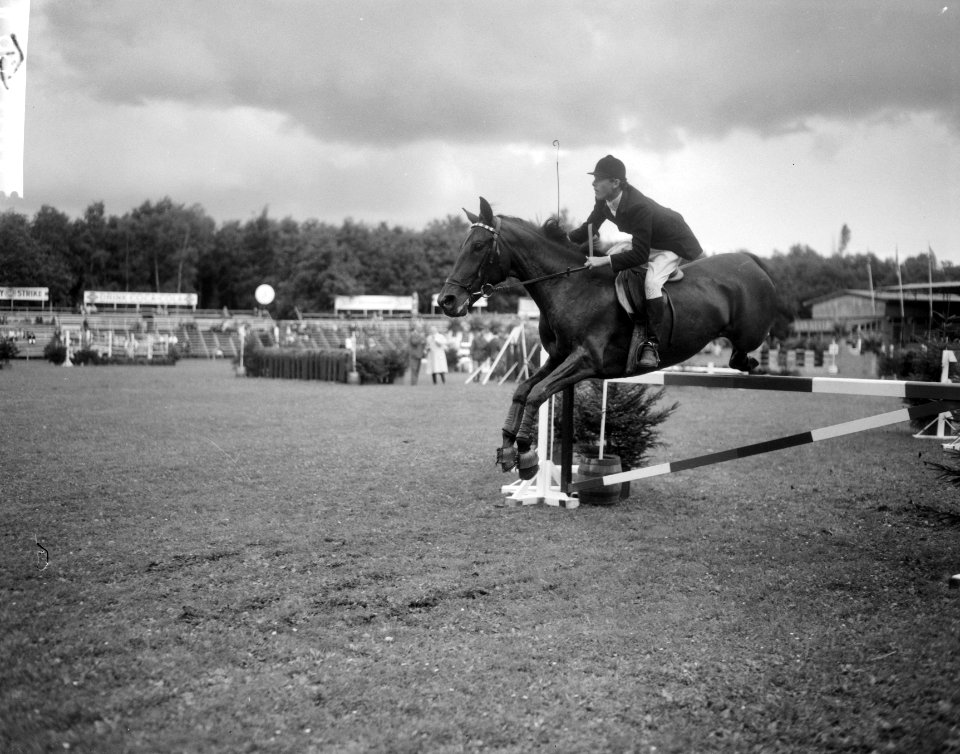 CHIO te Rotterdam, actieplaten, Bestanddeelnr 918-1286