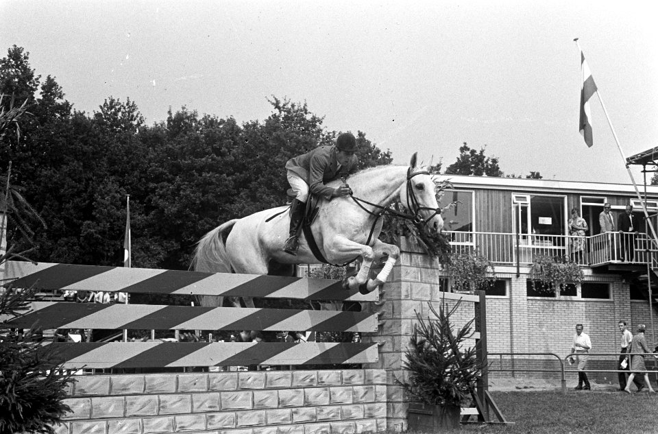 CHIO te Rotterdam. De Pool J. Kowzalczyk in aktie met zijn paard Drobnica (leide, Bestanddeelnr 920-6421