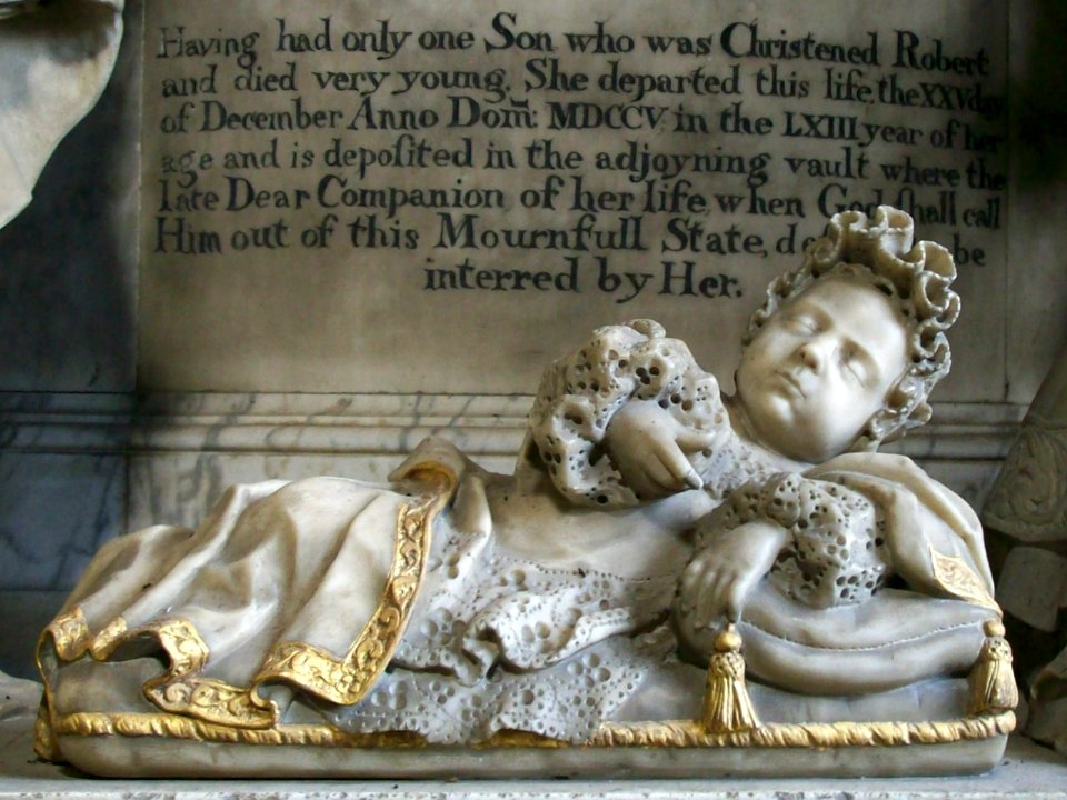 Child's effigy, Bletchingley