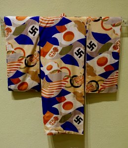 Child's propaganda kimono with Olympic symbols and international flags, Japan, Showa period, c. 1936, silk - Jordan Schnitzer Museum of Art, University of Oregon - Eugene, Oregon - DSC09372