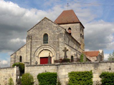 Chivy-lès-Étouvelles (Aisne) Église Saint-Pierre-aux-Liens 01