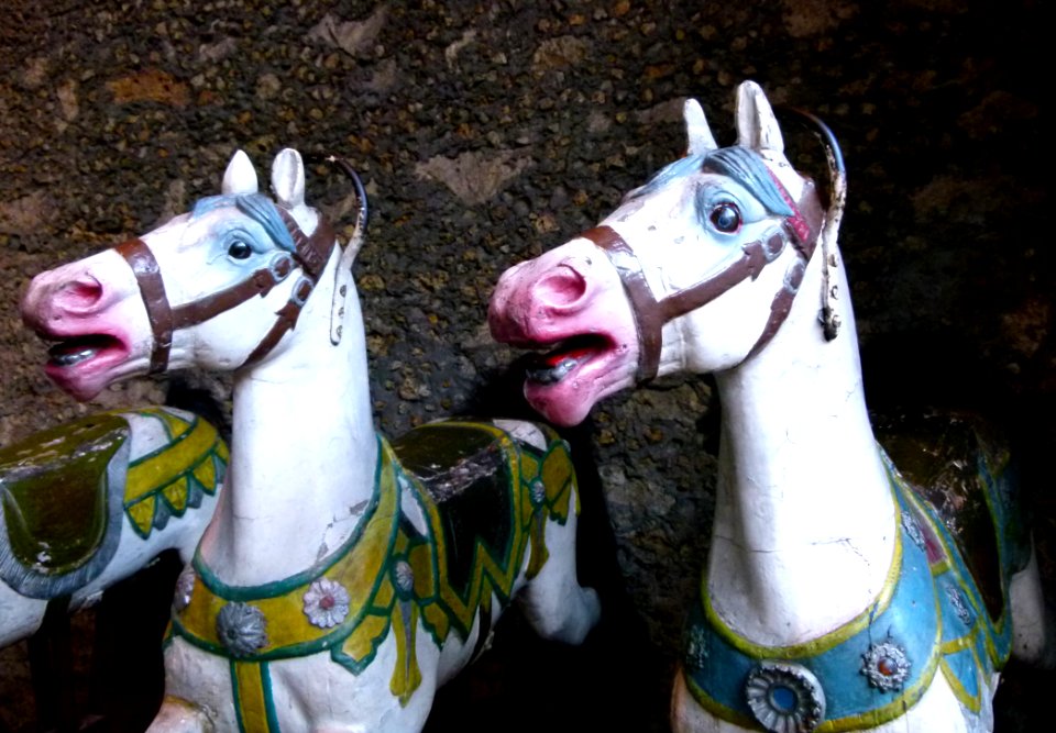 Chevaux de bois pour Manège - Musée des Arts forains