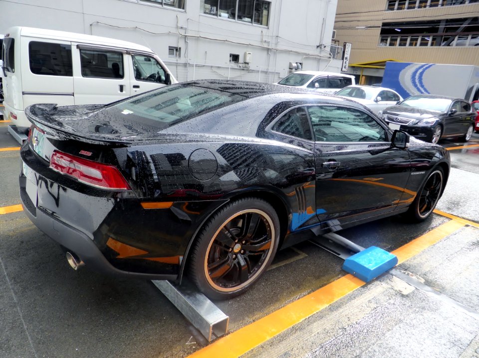 Chevrolet CAMARO V SS right