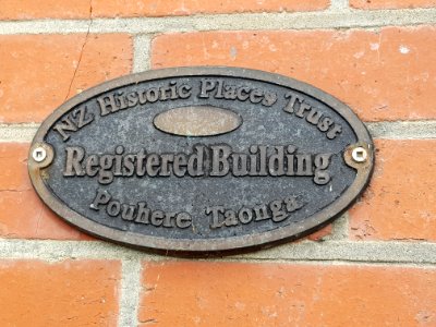 Chevening Flats Heritage plaque photo