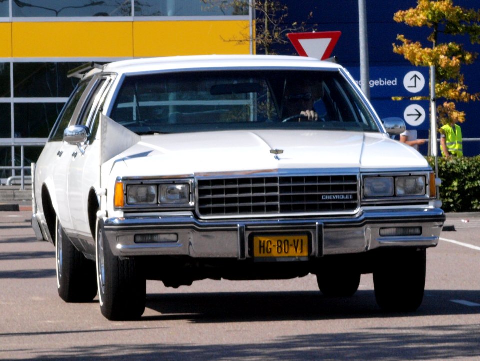 Chevrolet Caprice Classic Stationwagon pic2