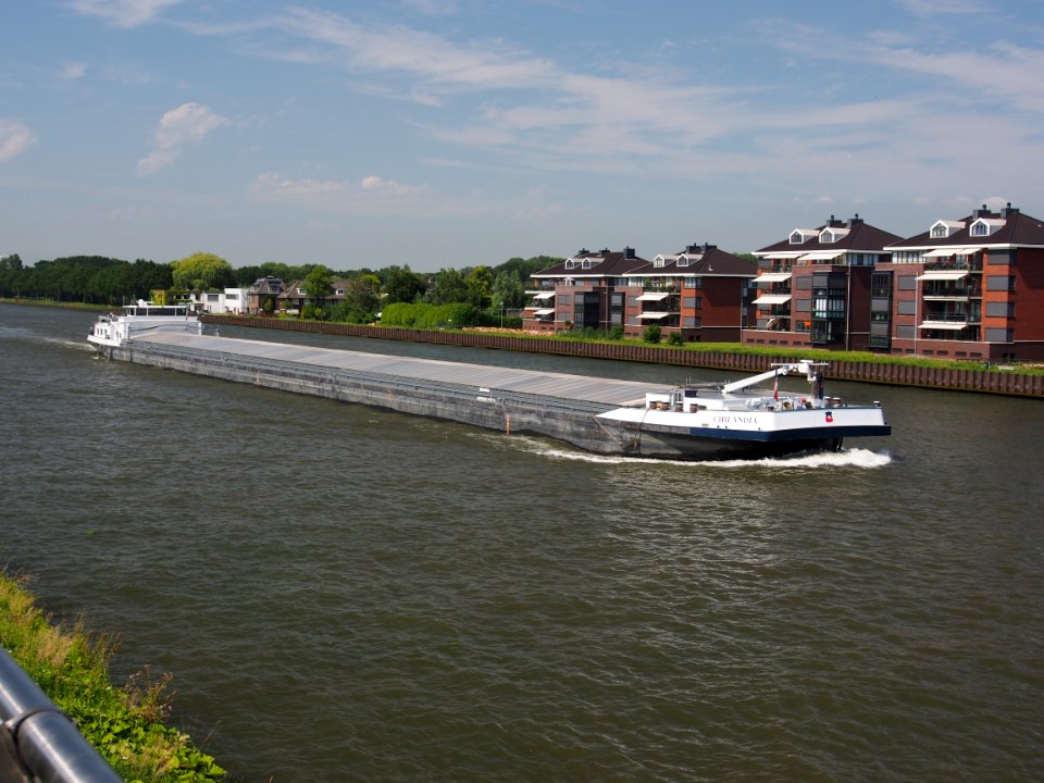 Chilandia - ENI 02324394, Amsterdam-Rijn kanaal pic4