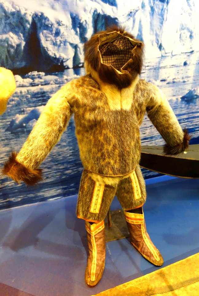 Child's anorak, Inuit people, Greenland, sealskin, No. 1933.25.0018 - Etnografiska museet - Stockholm, Sweden - DSC01263