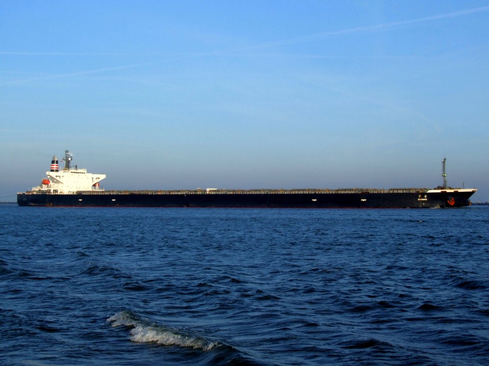 Chihiro p4 approaching Port of Rotterdam, Holland 15-Dec-2007