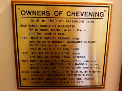 Chevening Flats plaque photo