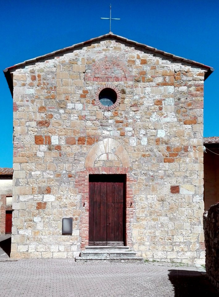 ChiesaSFortunato(Murlo) 01