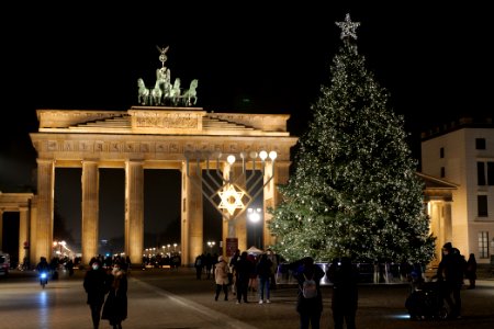 Christmas Hanukkah decoration Pariser Platz 2020-12-11 19
