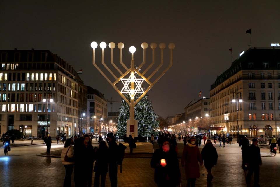 Christmas Hanukkah decoration Pariser Platz 2020-12-11 32