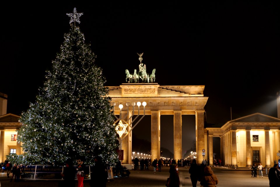 Christmas Hanukkah decoration Pariser Platz 2020-12-11 25