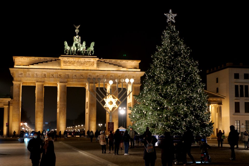 Christmas Hanukkah decoration Pariser Platz 2020-12-11 20