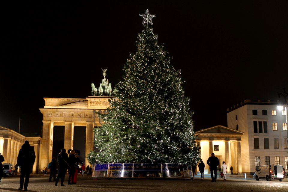 Christmas Hanukkah decoration Pariser Platz 2020-12-11 13