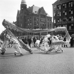 Chinees drakenspel, opgevoerd ter gelegenheid van de bevrijding van Nederland, Bestanddeelnr 900-7328