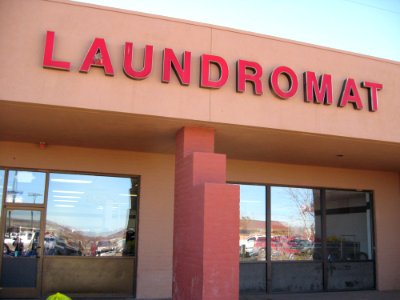 Chinlelaundromat
