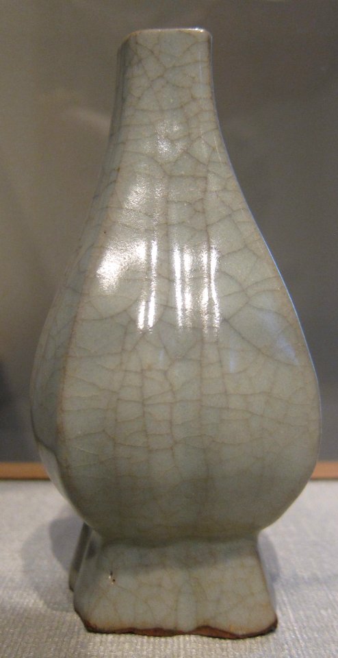 Chinese vase, Southern Song dynasty, stoneware with glaze, HAA