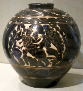 Chinese glazed stoneware jar, Yuan dynasty, HAA photo