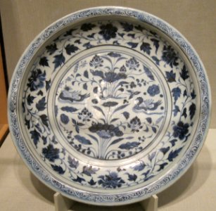 Chinese dish, Yuan dynasty, 14th century, porcelain with glaze, Honolulu Academy of Arts