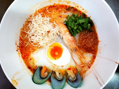 Chok tomyam (tomyam congee), seafood ver, Bangkok, 2018-01-21 (2)