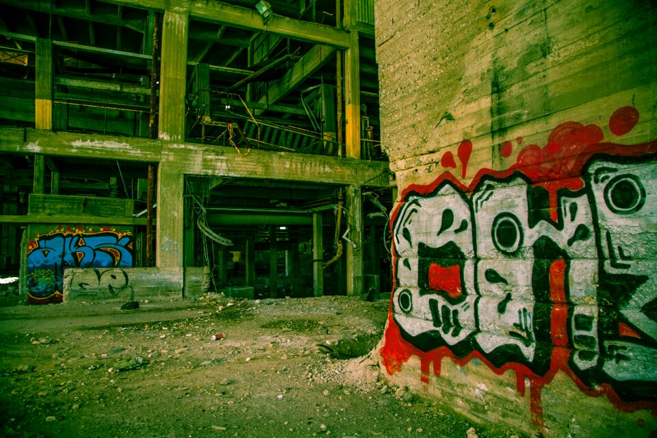 Drugs green neon