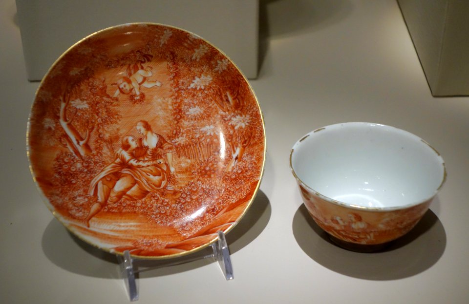 Chinese export porcelain - Chazen Museum of Art - DSC02313