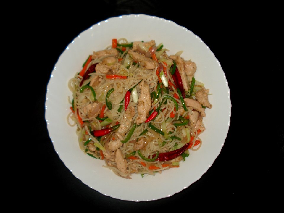 Chinese Chicken Chow Mein