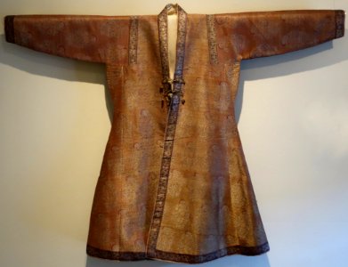 Choga (man's coat) from India, Honolulu Museum of Art 4007