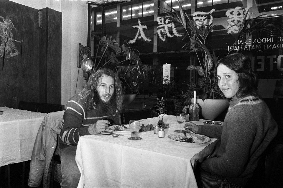 Chinees restaurant, in en exterieur, Bestanddeelnr 926-1017