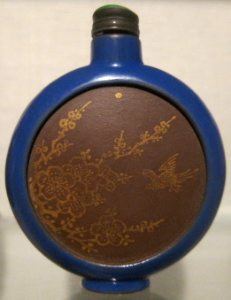Chinese snuff bottle, 19th century, enameled stoneware bottle with jadeite and metal stopper, Honolulu Museum of Art