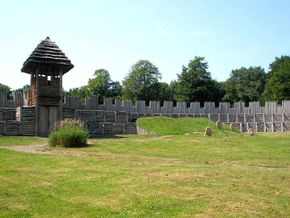 Chotebuz archeopark akropole terce