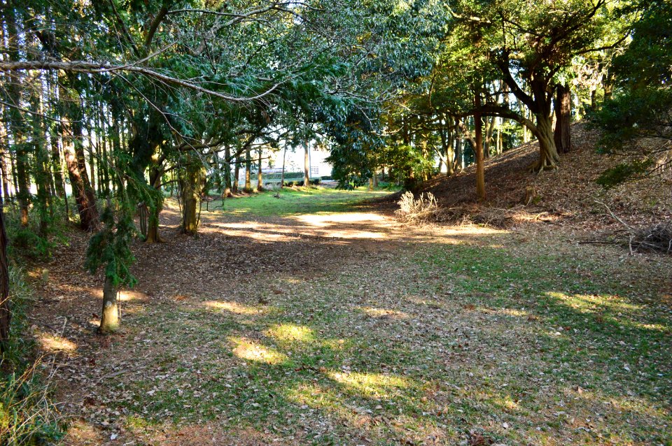 Choshizuka Kofun (Iwata), hori